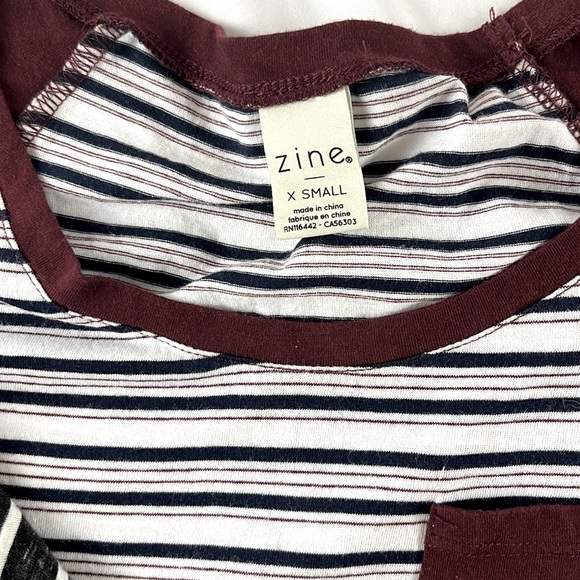 Bundle of Women’s X-Small T Shirts. Various Brands - Picture 4 of 5